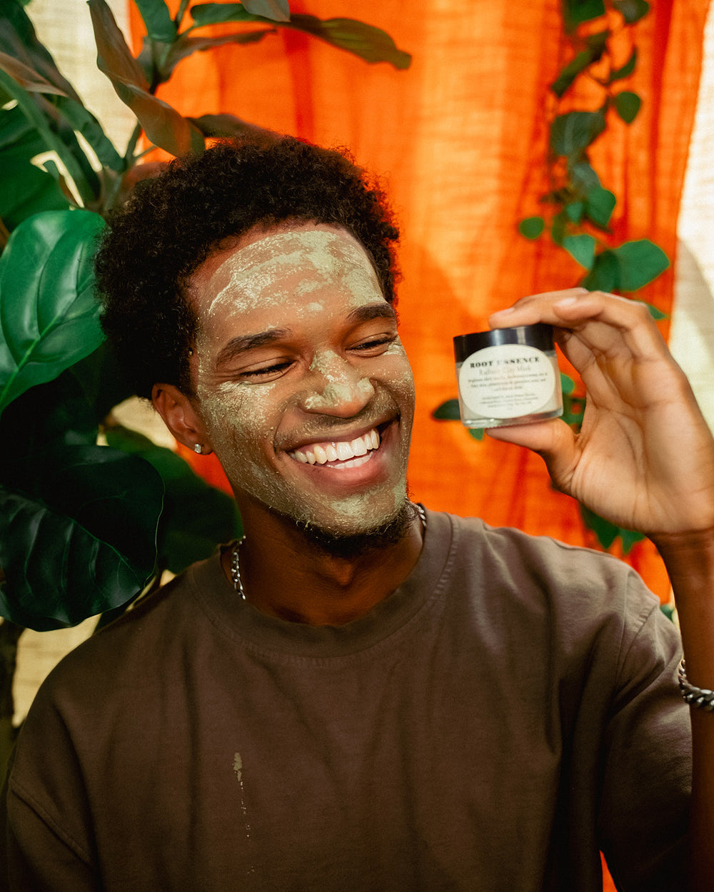 ROOT ESSENCE Radiant Clay Mask